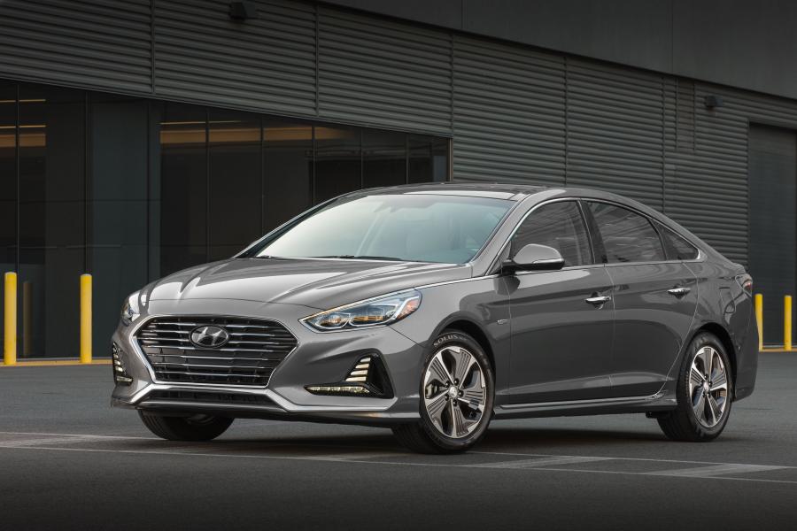  Hyundai Sonata Hybrid (LF) 2017 года  (NA) (фото 10 из 24)